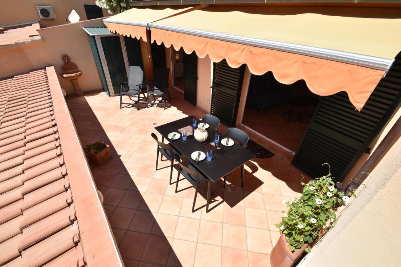 Apartamento Route 25 - Cavoli - Vista Mare, Con Clima, Terrazza E Posto Auto Spiaggia di Cavoli Exterior foto
