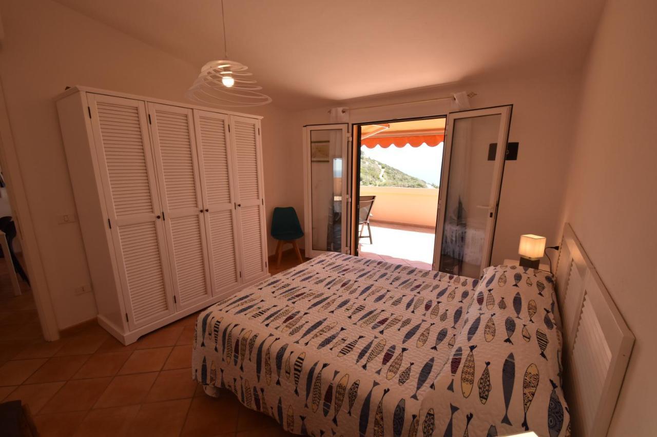 Apartamento Route 25 - Cavoli - Vista Mare, Con Clima, Terrazza E Posto Auto Spiaggia di Cavoli Exterior foto