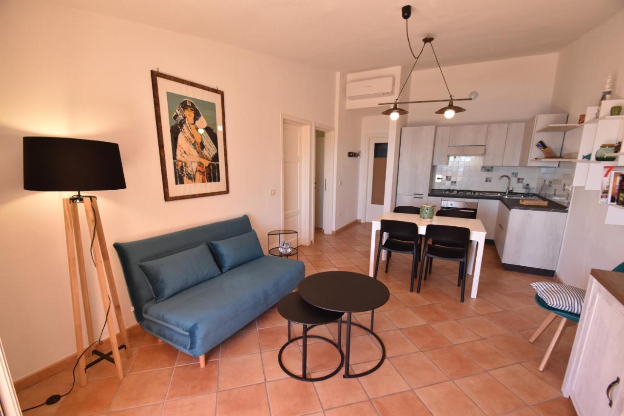Apartamento Route 25 - Cavoli - Vista Mare, Con Clima, Terrazza E Posto Auto Spiaggia di Cavoli Exterior foto