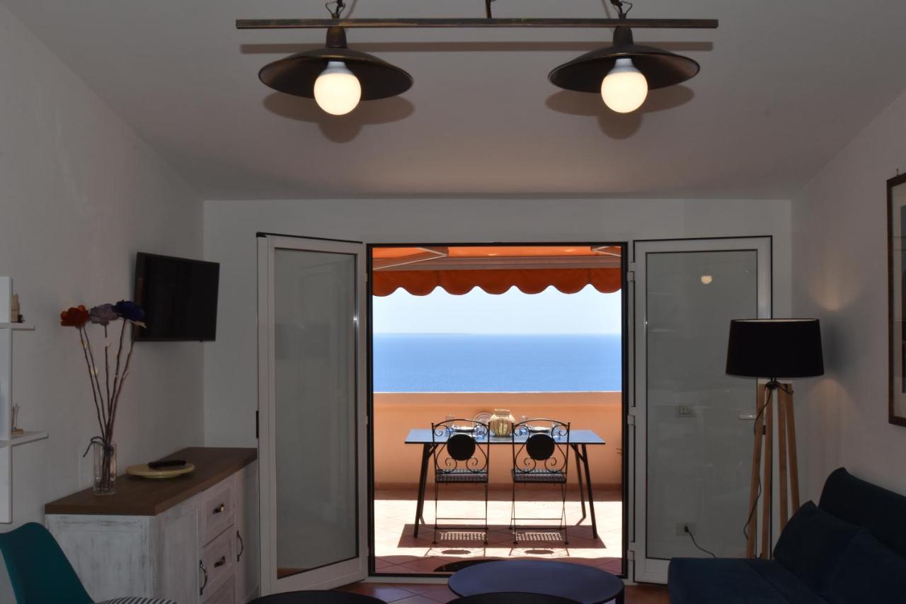 Apartamento Route 25 - Cavoli - Vista Mare, Con Clima, Terrazza E Posto Auto Spiaggia di Cavoli Exterior foto