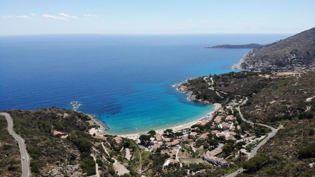 Apartamento Route 25 - Cavoli - Vista Mare, Con Clima, Terrazza E Posto Auto Spiaggia di Cavoli Exterior foto