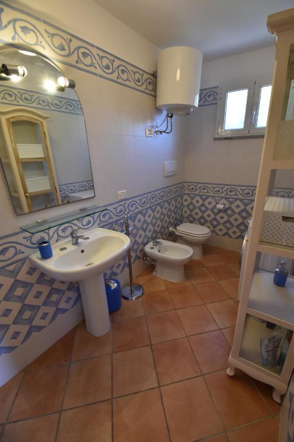 Apartamento Route 25 - Cavoli - Vista Mare, Con Clima, Terrazza E Posto Auto Spiaggia di Cavoli Exterior foto