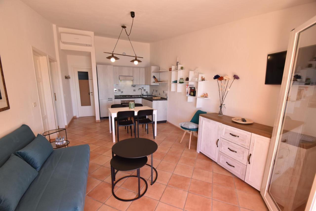 Apartamento Route 25 - Cavoli - Vista Mare, Con Clima, Terrazza E Posto Auto Spiaggia di Cavoli Exterior foto
