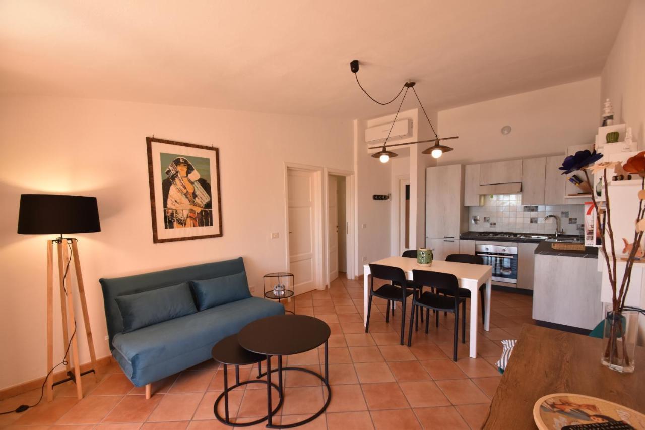 Apartamento Route 25 - Cavoli - Vista Mare, Con Clima, Terrazza E Posto Auto Spiaggia di Cavoli Exterior foto