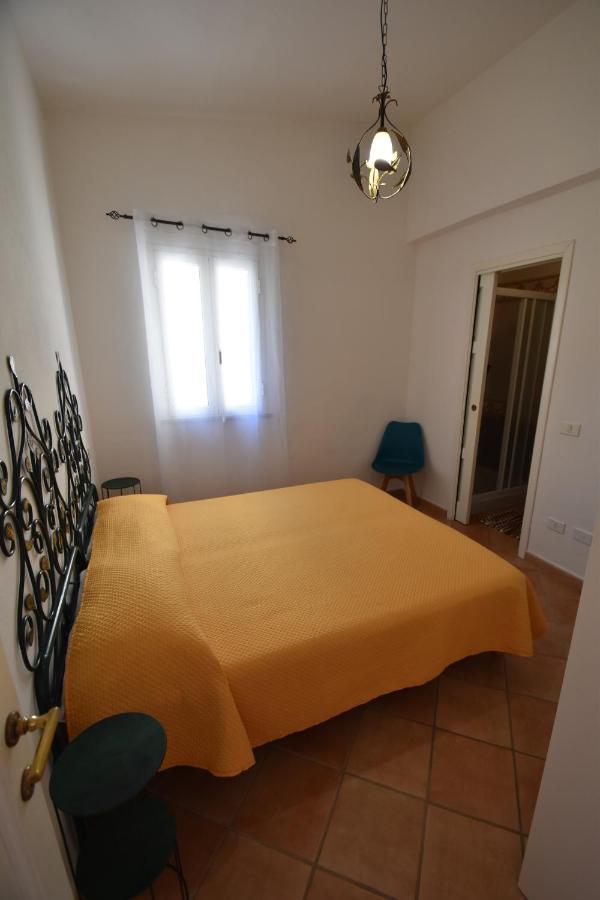 Apartamento Route 25 - Cavoli - Vista Mare, Con Clima, Terrazza E Posto Auto Spiaggia di Cavoli Exterior foto