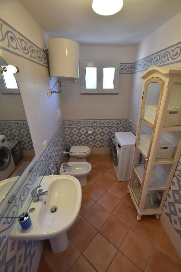 Apartamento Route 25 - Cavoli - Vista Mare, Con Clima, Terrazza E Posto Auto Spiaggia di Cavoli Exterior foto